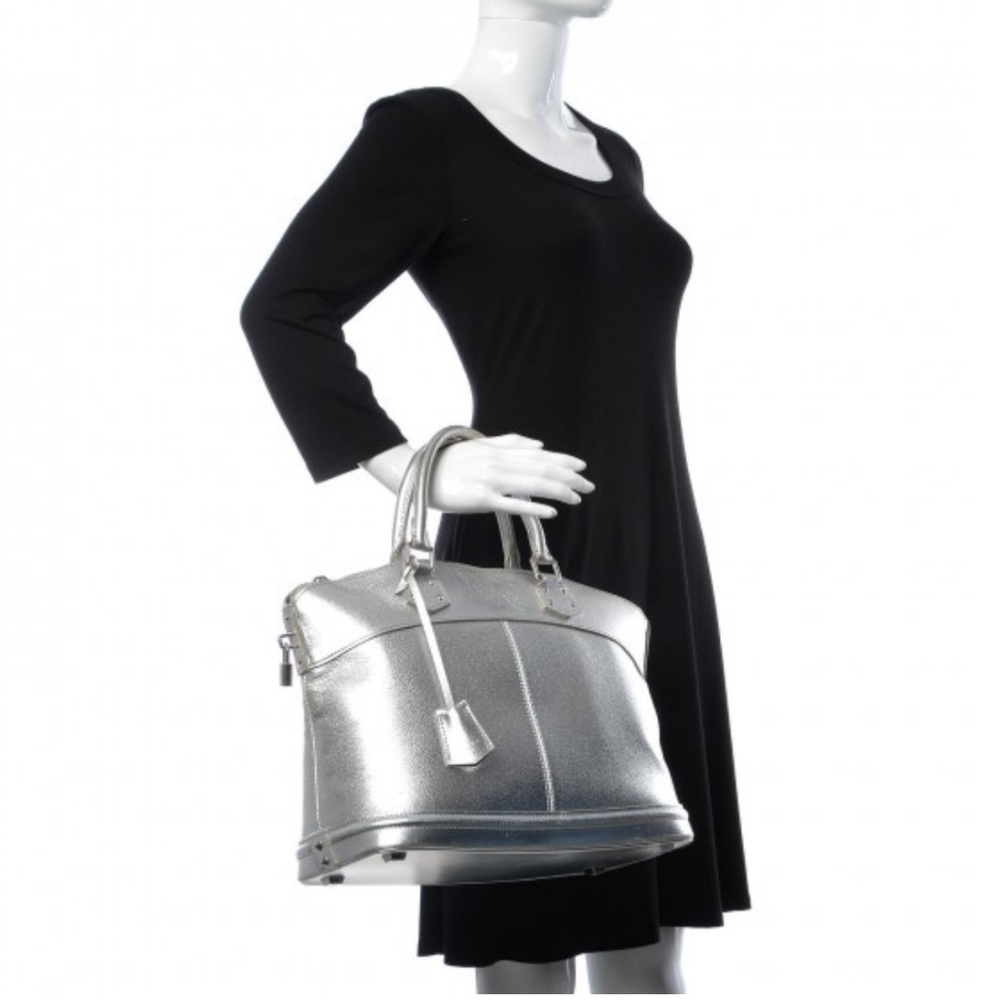 Authentic Louis Vuitton Suhali Lockit MM Silver - EUC - Rare piece from 2007 - Picture 3 of 11